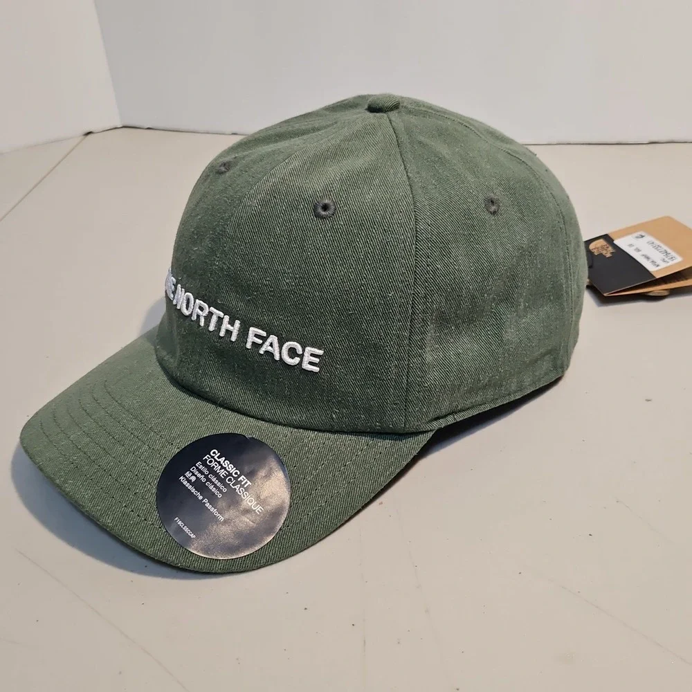 The North Face Classic Fit Roomy Norm Hat Ducky Green Wash One Size Adjustable